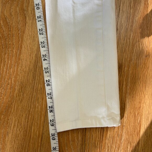 Uniqlo White Skinny Tapered Middle Rise Ultra Stretch Jeans Size 24in NEW - Picture 4 of 6
